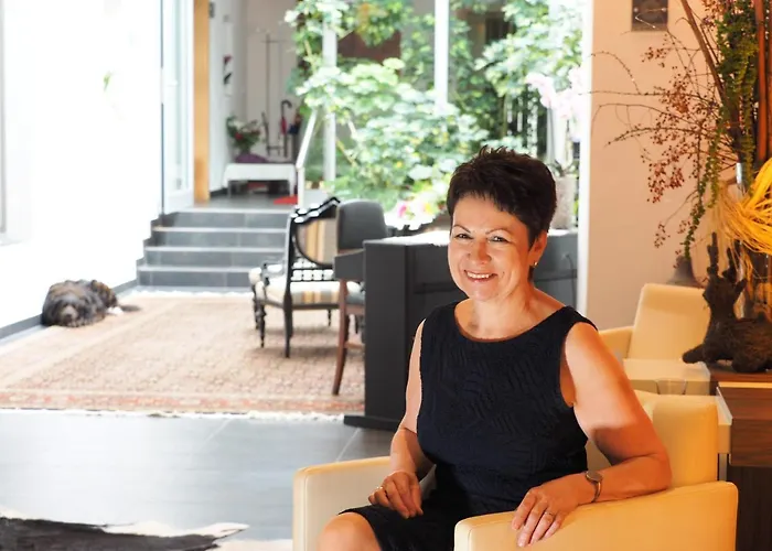 Residenz Schloss Rosenau