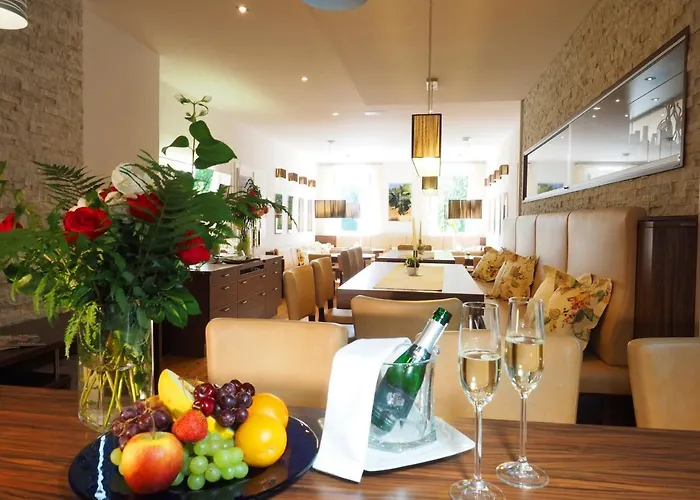 Hotel Residenz Schloss Rosenau