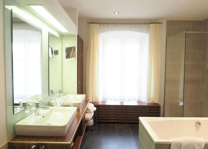 Residenz Hotel Schloss Rosenau